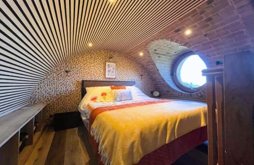 Llansantffraid-ym-Mechain House | Honeybee Home