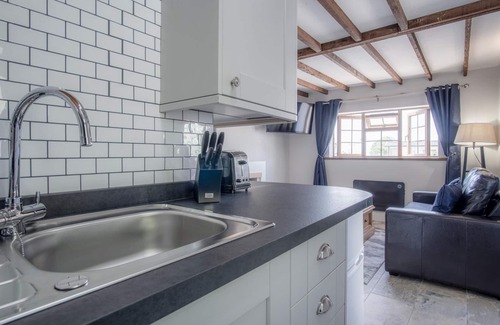 Amroth Cottage | Honeysuckle Cottage - 1 Bedroom Cottage - Amroth