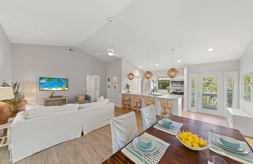 Sanibel House | Honu Dream luxurious retreat near the beach! NEW!