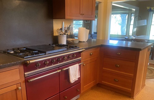 Hood River Other | Hood River Farm House on 40 Acres - 5bd & 3ba