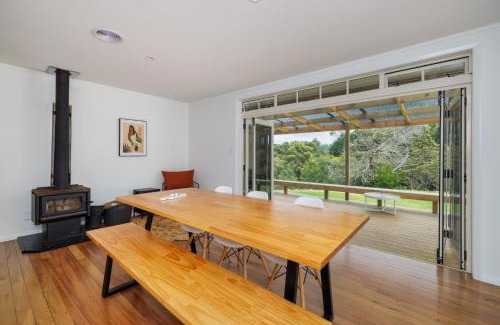 Kerikeri House | Hook and Line Hideaway - Kerikeri Holiday Home