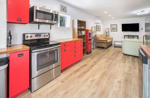 McCalla House | Hoops Haven 5-bedroom house in lovely McCalla