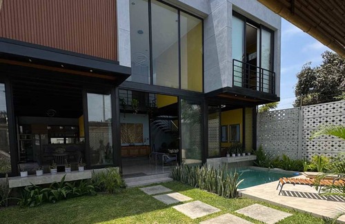 Salas House | HOP Mango Exclusiva Casa de Campo