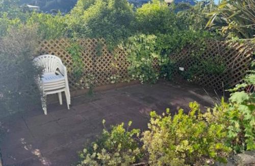 Picton Apartment | Hop, Skip & Jump From Picton Waterfront