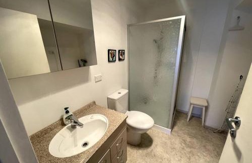 Picton Apartment | Hop, Skip & Jump From Picton Waterfront