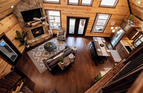 Pickens Cabin | Hope & Anchor - Broken Bow/Hochatown - 3bd