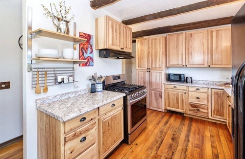 Pearce House | Hopi House - Comfort, Views, Game + Theater Rooms