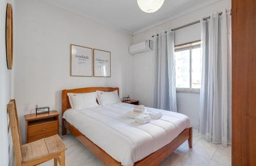 Cova da Piedade Apartment | Hopstays - Almada Saudade