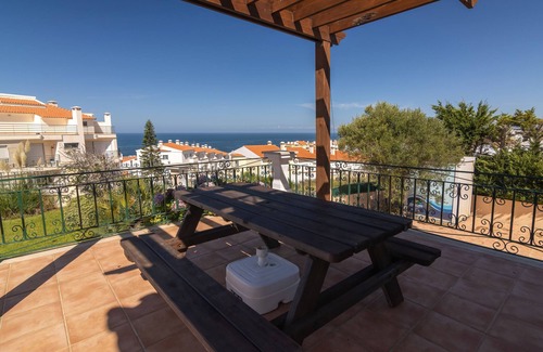 Ericeira Villa | Hopstays - Ericeira Vila Martinho