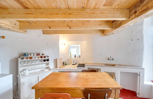 Mafra Ski Chalet | Hopstays - Ericeira Windmill