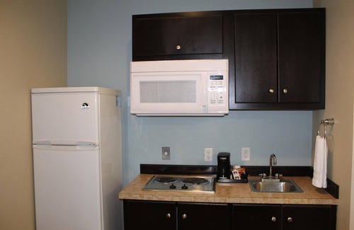 Pearsall Hotel | Horizon Inn & Suites - Pearsall