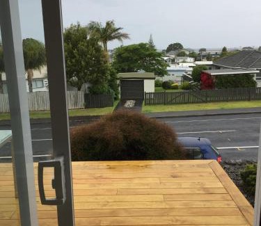 Waihi Beach House | Horizon View