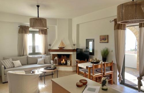 Lefktro House | Horizon Villa Mani - Seaview Family Friendly House