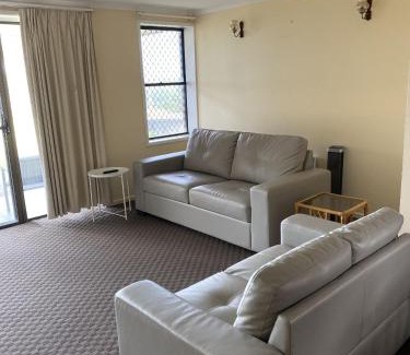 Bargara Apartment | Horizons Unit 2 Beachfront Unit