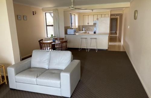 Bargara Apartment | Horizons Unit 2 Beachfront Unit