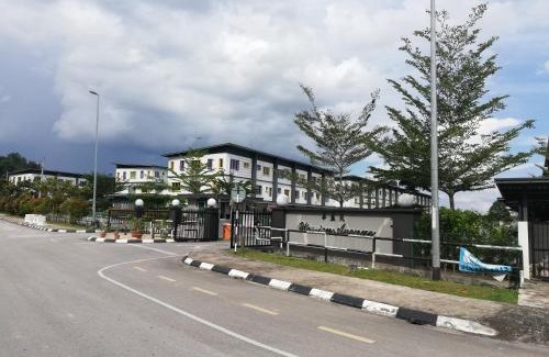 Siburan Apartment | Hornbill Homestay Samarahan