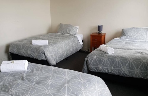 Matamata Hotel | Horse and Jockey Inn
