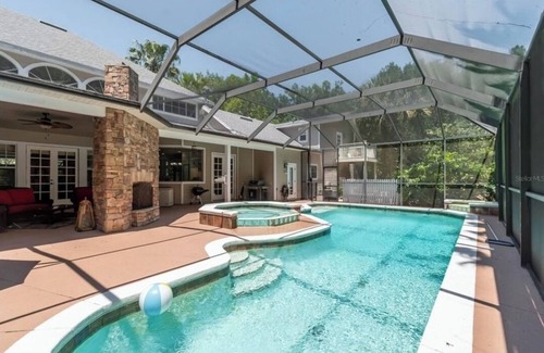 Gainesville House | Horse Estate Home and Farm with Pool and Riding Lessons in Springs Area