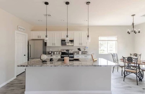Drexel Heights House | Horse-Friendly Desert Stay