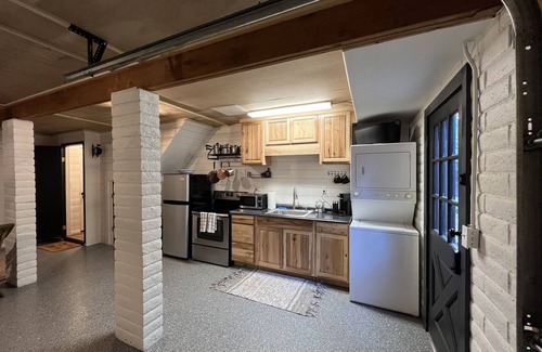 Payson Cabin | Horse friendly Mountain Hideaway under the rim with scenic views!