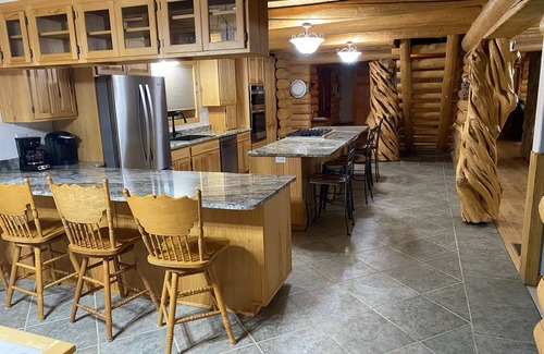 Monticello Cabin | Horsehead Mountain Lodge