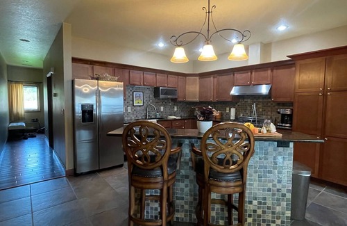 Walker Condo | *HORSESHOE BAY BEACH CONDO* Mesmerizing Lake View- Highly Appointed Condo