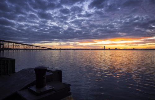 Westlake Resort | Horseshoe Lake Charles, A Caesars Destination