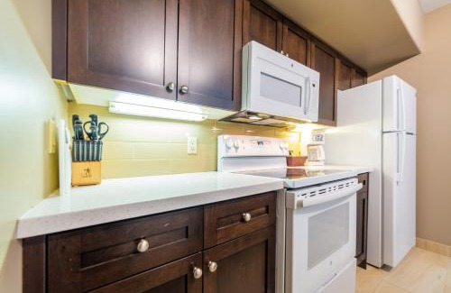 Oro-Medonte Apartment | Horseshoe Valley Suites - The Aurora