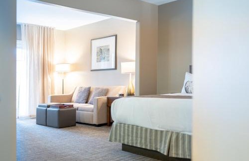 Oro-Medonte Apartment | Horseshoe Valley Suites - The Maple