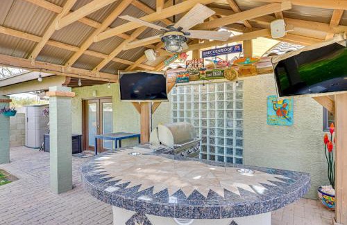 Pinnacle Peak House | Horsey Hideaway Ranch House in Cave Creek!