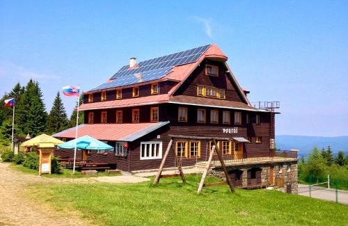 Novy Hrozenkov Hotel | Horský hotel Portáš