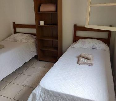 Paraty Apartment | hospedagem familiar Lu Flora