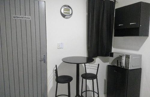 Mirim House | Hospedagem Primeira Quadra da Praia