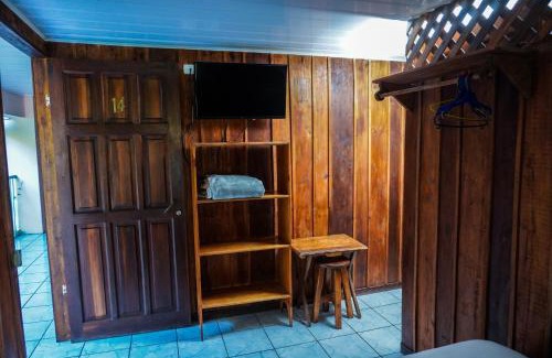 Quesada Hotel | Hospedaje Angeluz