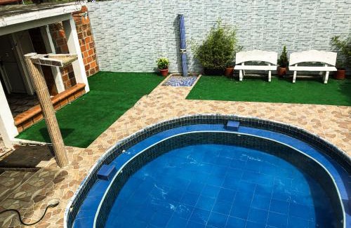 El Cerrito House | Hospedaje campestre Cerca de Cali y Palmira