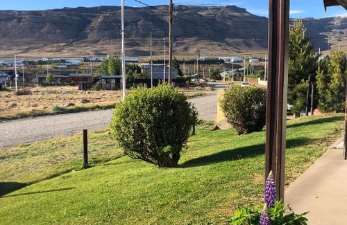 Macrozona Meseta Cerro Calafate Hotel | HOSPEDAR CALAFATE - Los Lupinos