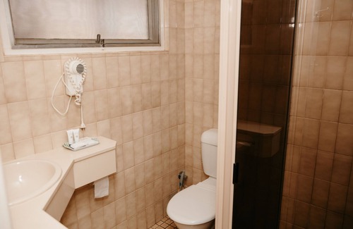 South Carnarvon Hotel | Hospitality Carnarvon, SureStay Collection by Best Western