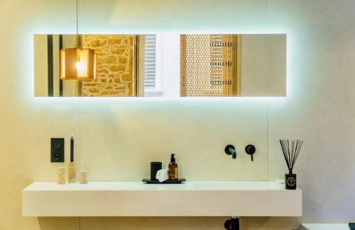 Les Cordeliers Apartment | Host Inn Le Lumiere SPA & CINÉMA