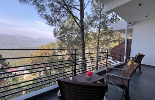 Kumarhatti Apartment | Host jatin Kasauli Mountain Mist 7o1827o7o3
