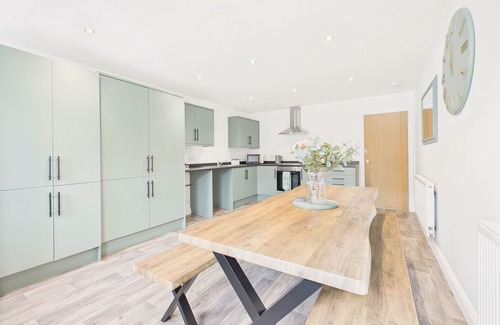 North Shields Apartment | Host & Stay | Alnmouth Suite