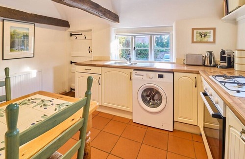 Westbere House | Host & Stay | Bere Cottage