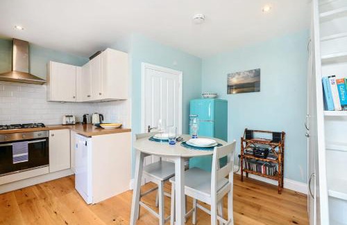 Rottingdean House | Host & Stay - Blue Bolthole on Vicarage Lane