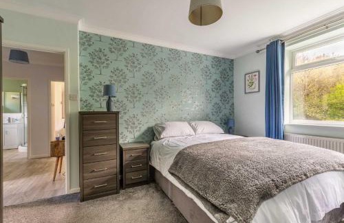 Coltishall House | Host & Stay - Church Close