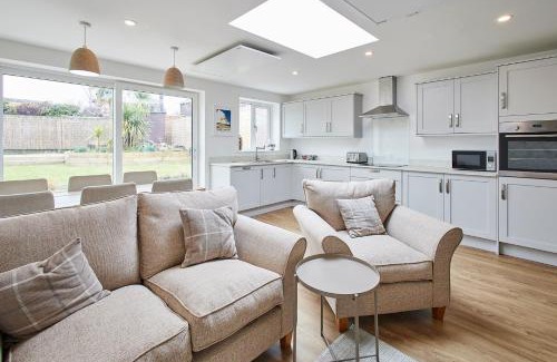 Sunderland House | Host & Stay - Emilyn House
