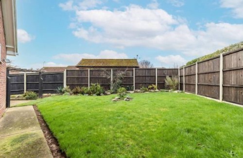 Mundesley House | Host & Stay | Gorse Cottage