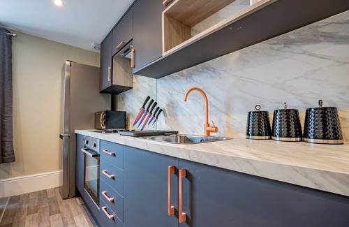 Worcester Condo | Host & Stay | Shaw Street Suite