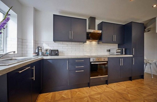 Beadnell House | Host & Stay | The Bach