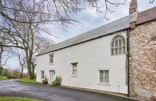Peterlee House | Host Stay The Farmhouse