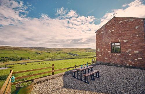 Rookhope House | Host & Stay - The Red Brick Barn