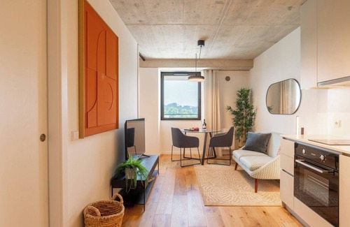 Matosinhos Apartment | Host Wise - Seaside Bright Flat w Balcony